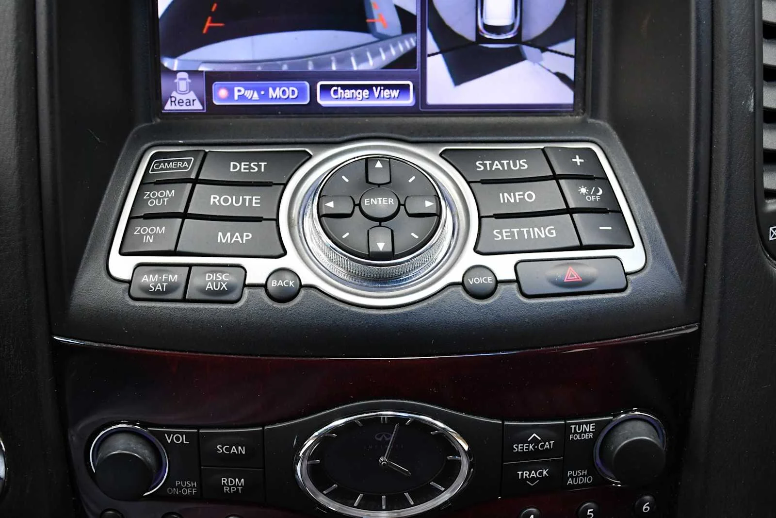 Used 2017 Graphite Shadow INFINITI  image 20