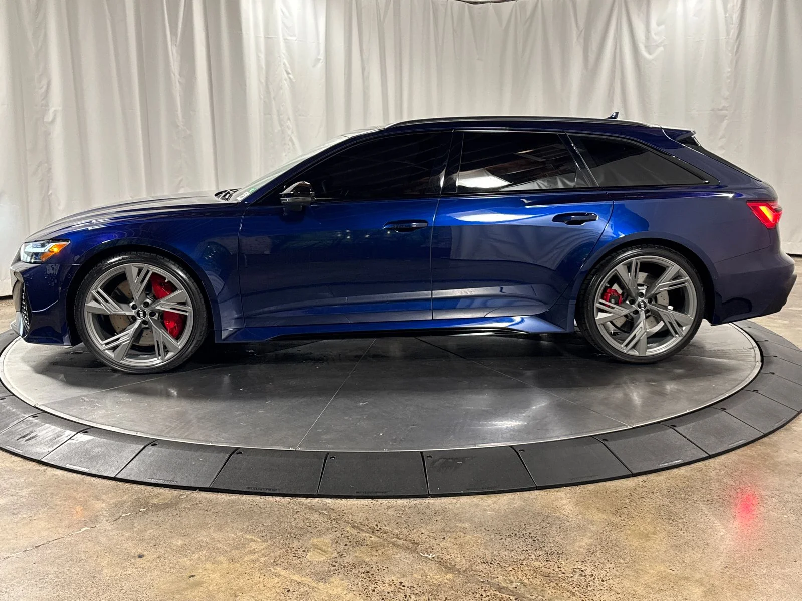 2021 Audi RS 6 Avant Base - Photo 8