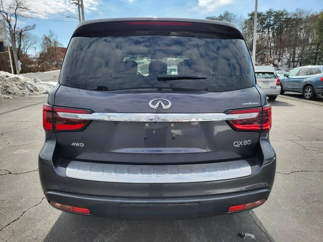Used 2024 Gray INFINITI LUXE image 7