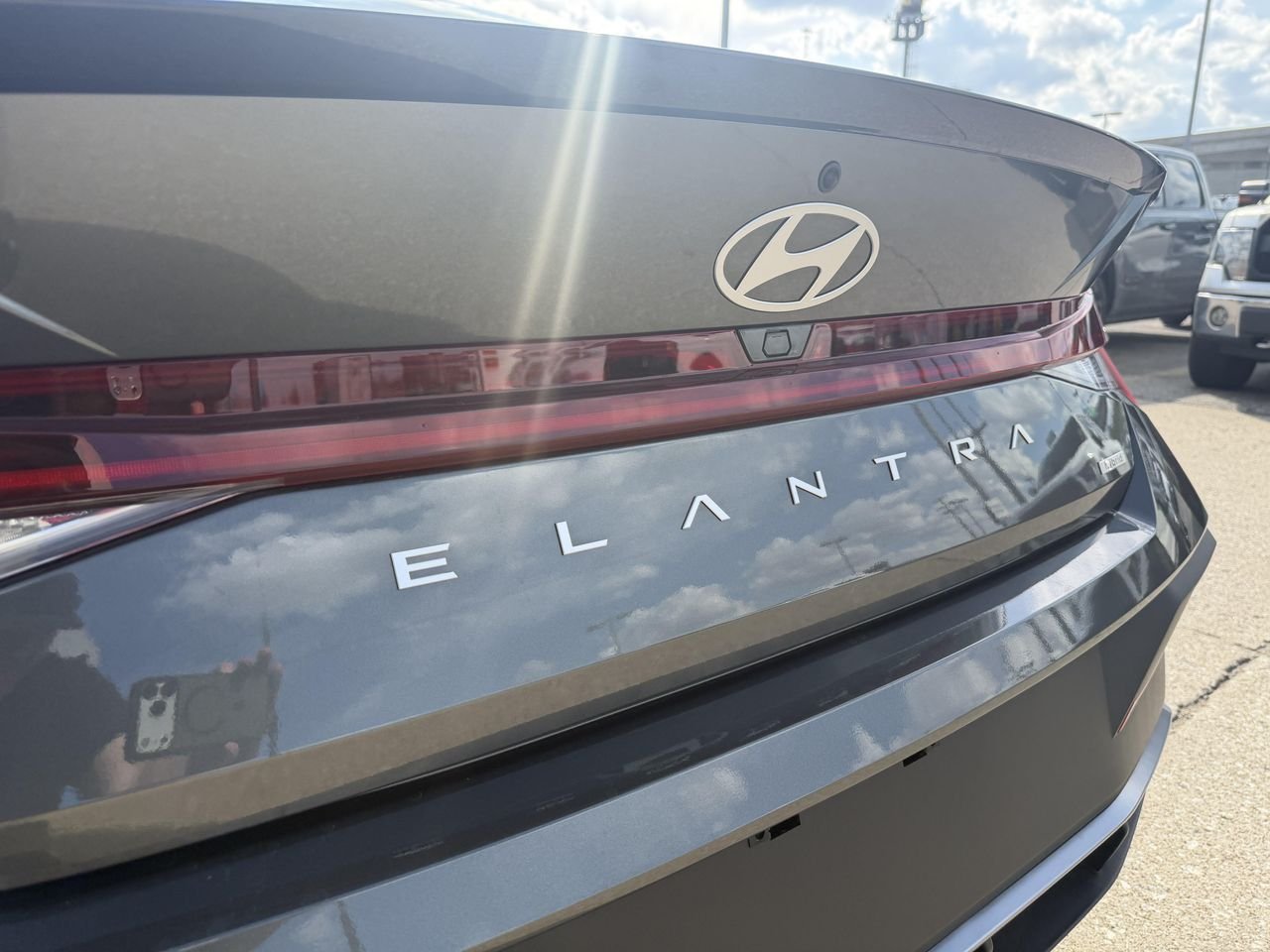 New 2026 Amazon Gray Hyundai SEL Sport image 7
