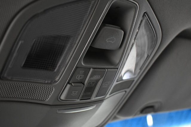 2018 Hyundai Santa Fe Limited Ultimate - Photo 25