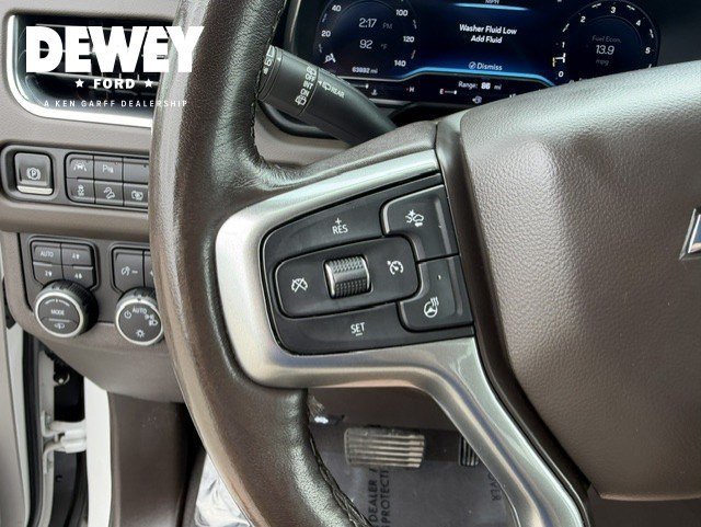 Certified Used 2022 Iridescent Pearl Tricoat Chevrolet Z71 image 13