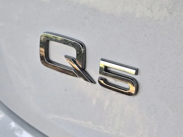 Used 2024  Audi 45 S line Premium image 11