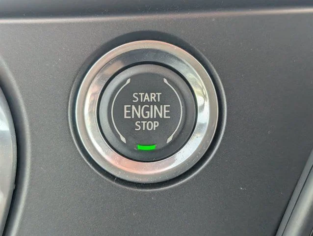 Used 2021 Summit White Chevrolet LT image 27