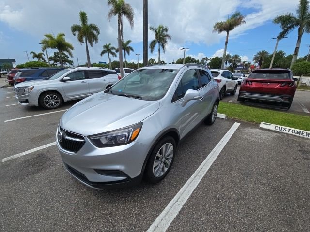 2018 Buick Encore Preferred's photo