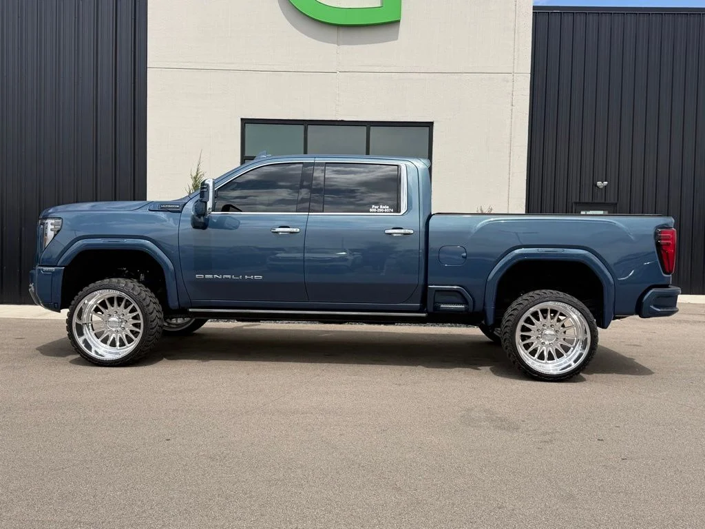 Used 2025 Blue GMC Denali Ultimate image 2