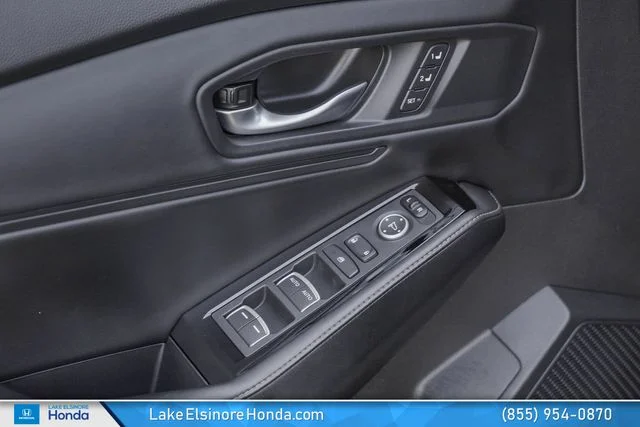 Used 2025 Meteorite Gray Metallic Honda Touring image 14