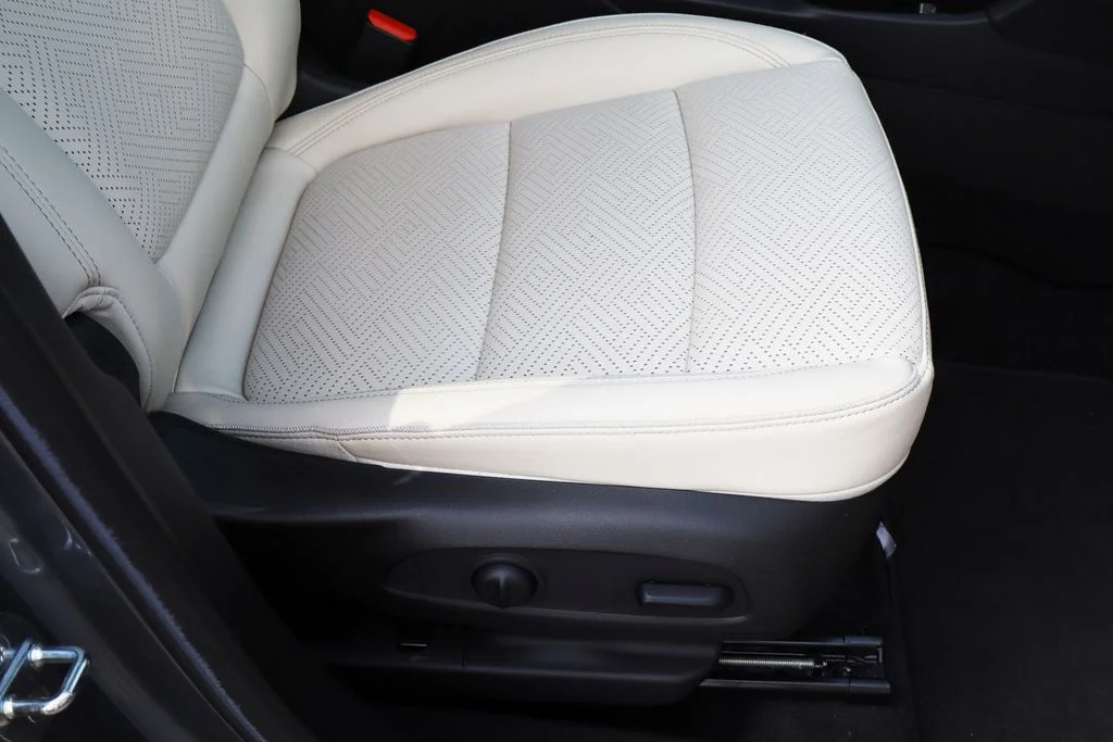 Used 2022 Gray Buick Essence image 29