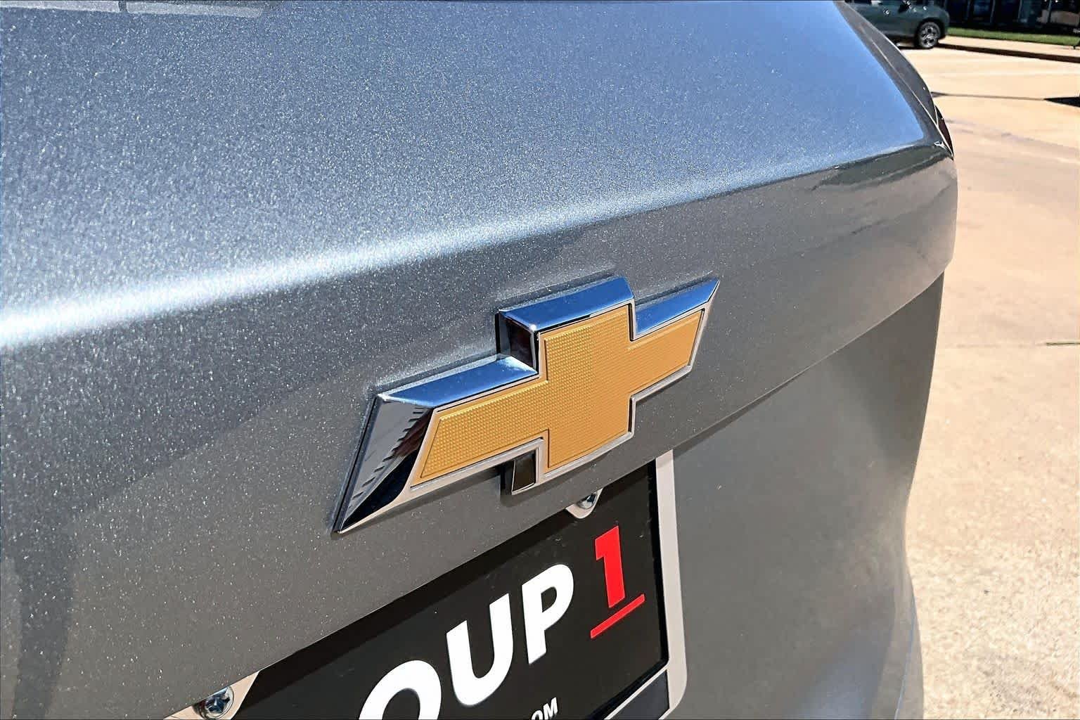 Used 2026 Sterling Gray Metallic Chevrolet LT image 26