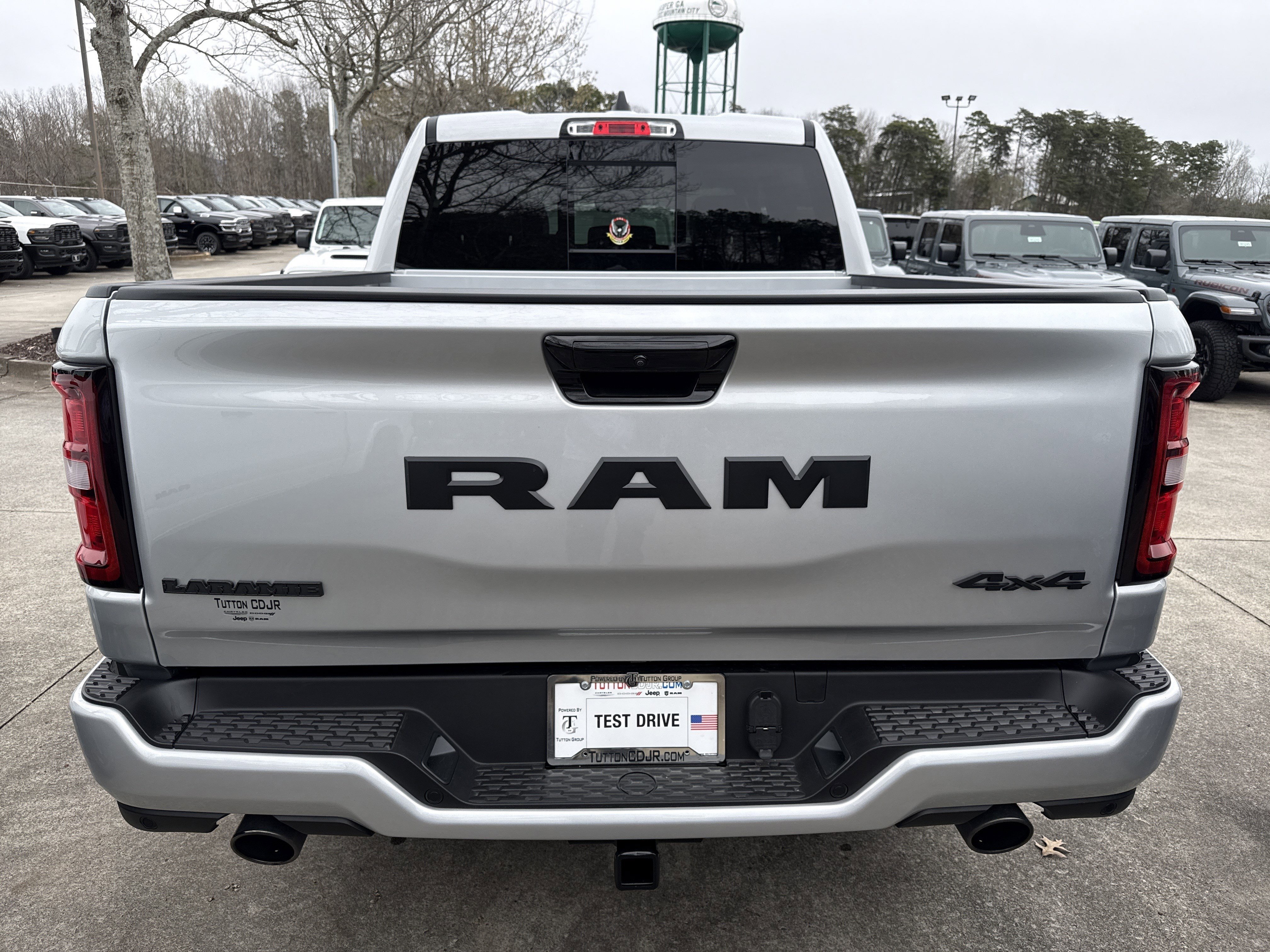 New 2026 Silver Zynith Exterior Paint RAM Laramie image 6