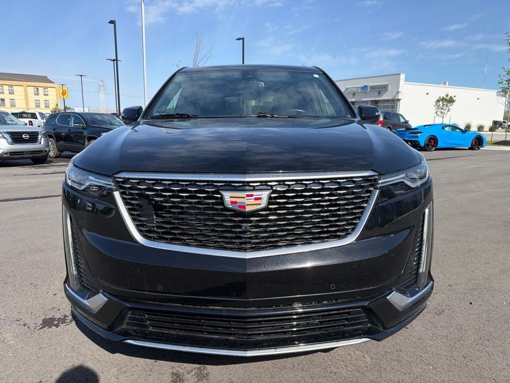 Used 2025 Cadillac XT6 Premium Luxury with VIN 1GYKPCRS1SZ122062 for sale in Kansas City