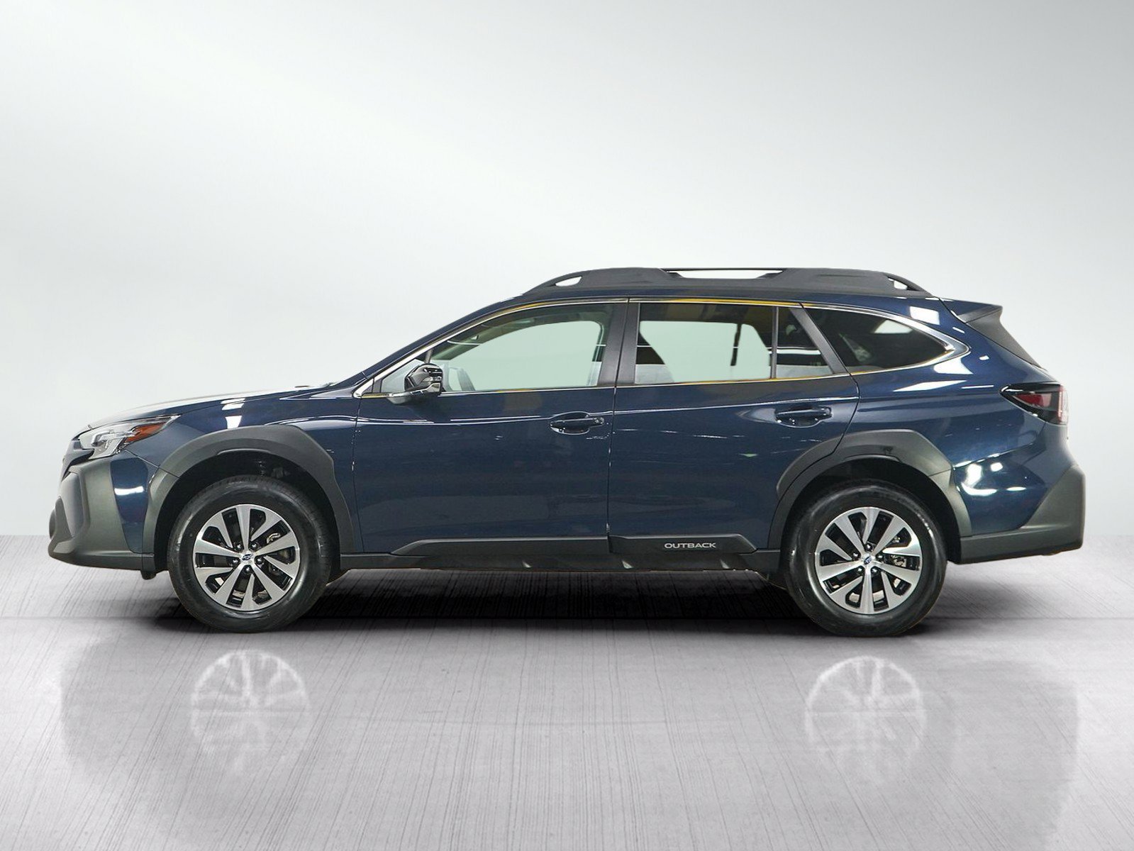 Used 2025 Subaru Outback Premium with VIN 4S4BTAFC8S3138700 for sale in Burnsville, Minnesota