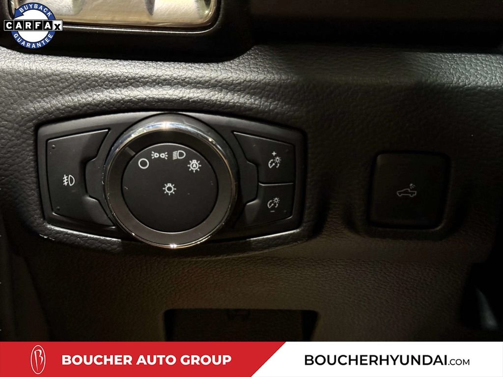 Used 2022 White Ford Lariat image 19