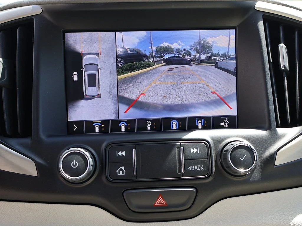 Used 2020 White GMC Denali image 51