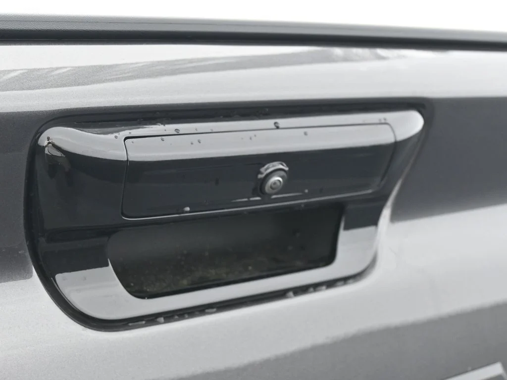 New 2026 Granite Crystal Metallic Clearcoat Ram Laramie image 38