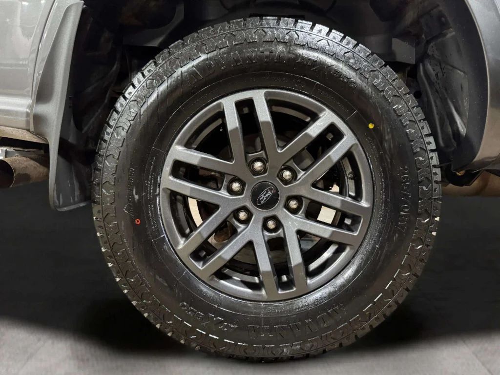 Used 2022 Carbonized Gray Metallic Ford XLT image 30