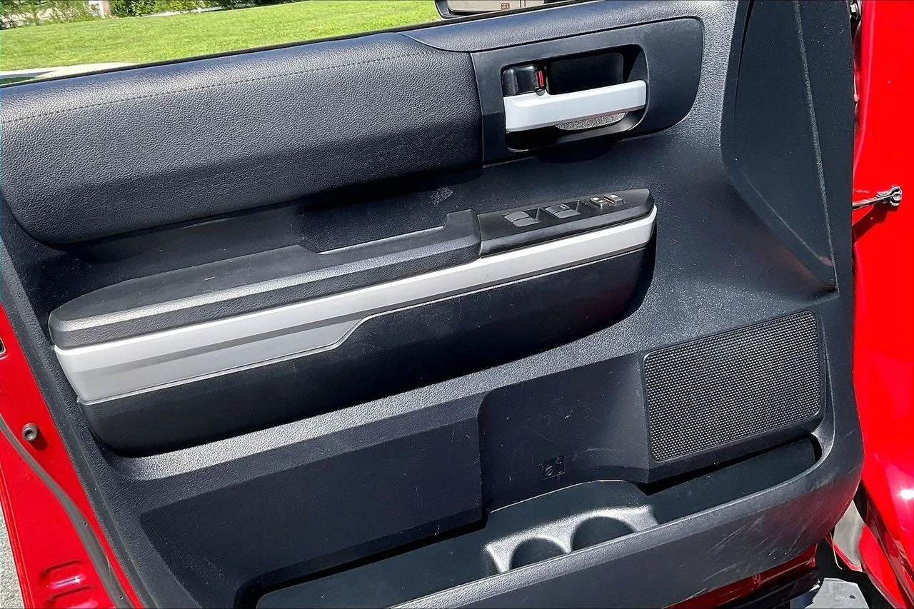 Certified Used 2019 Red Toyota SR5 image 28