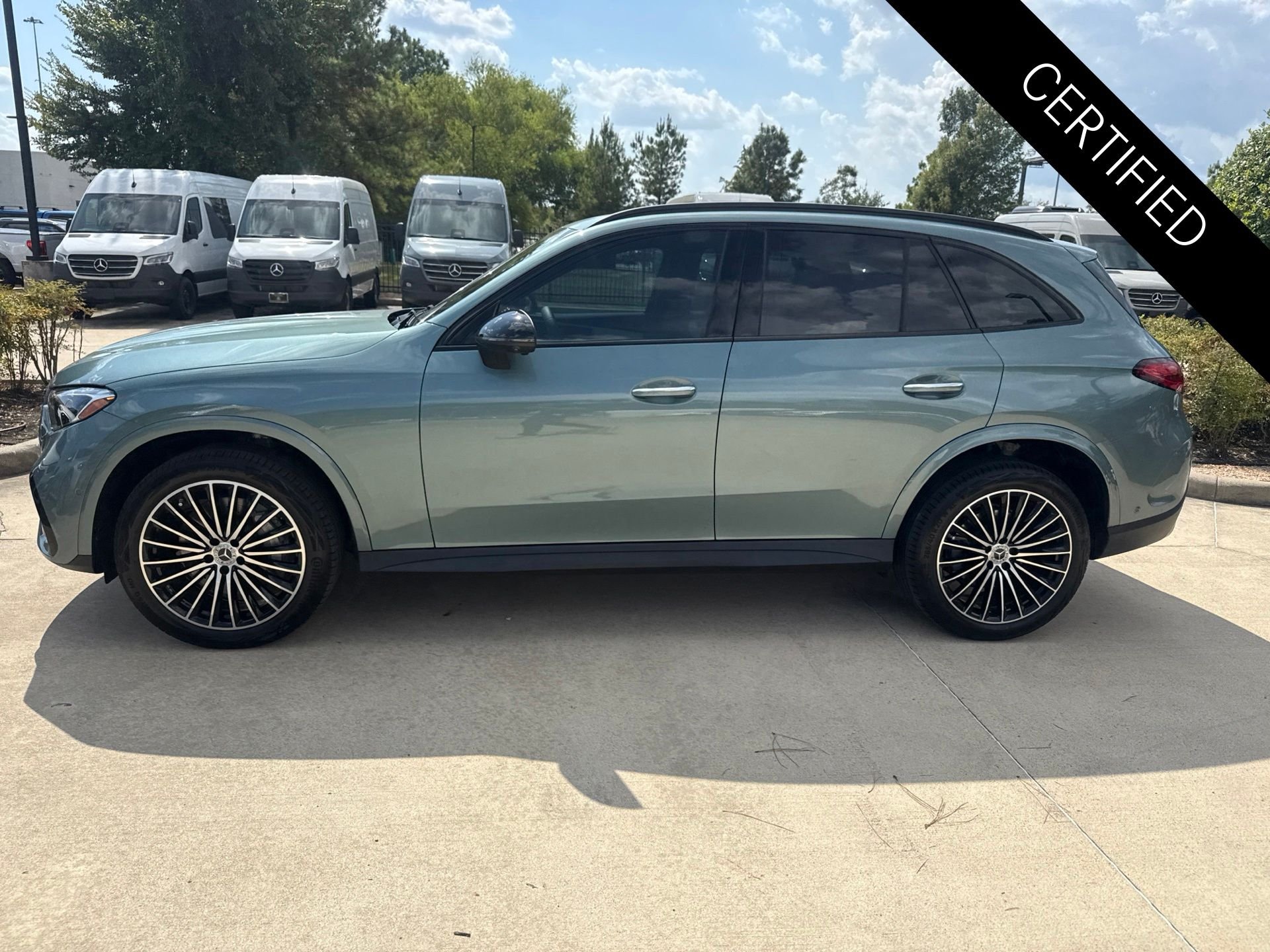 Certified Used 2026 Verde Silver Metallic Mercedes-Benz GLC 300 image 7
