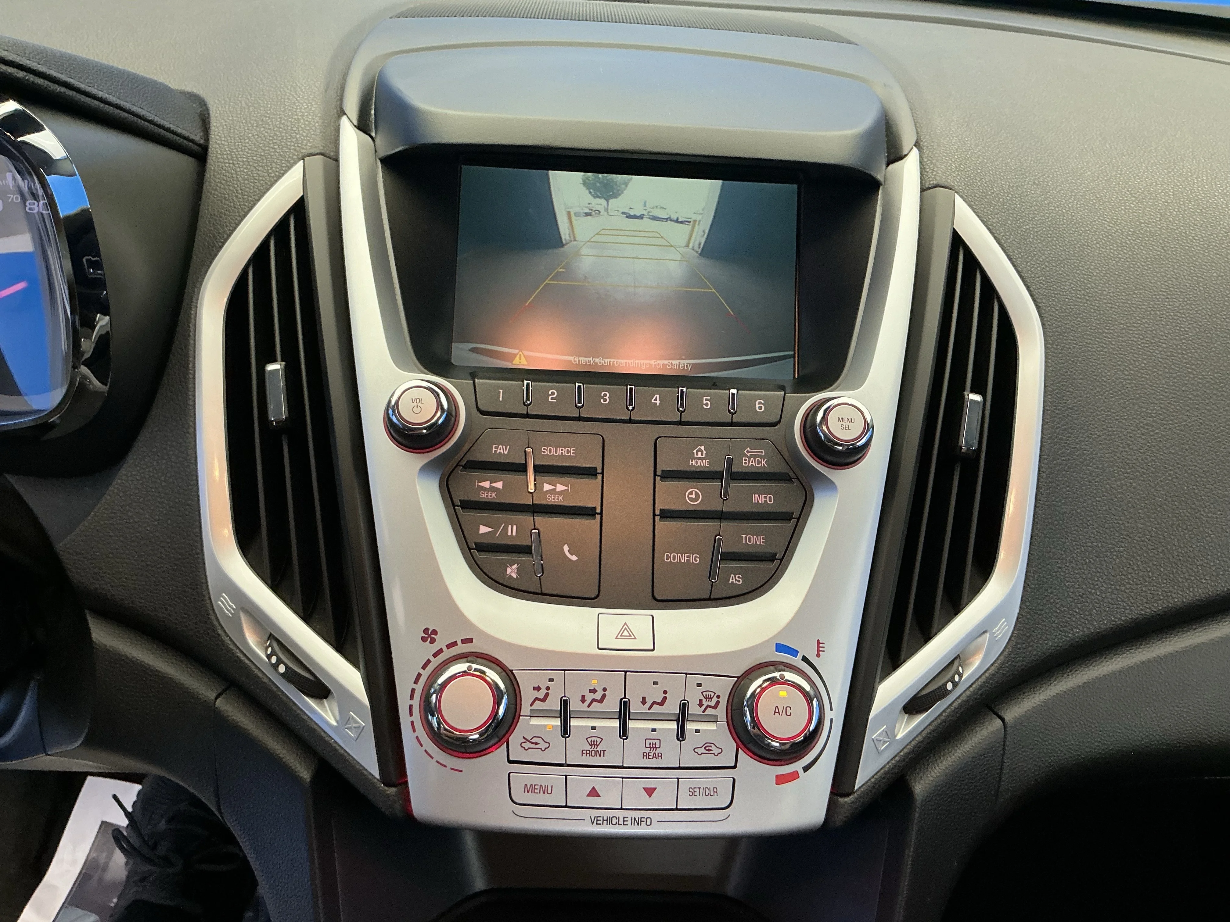 Used 2017 Summit White GMC SLE image 19