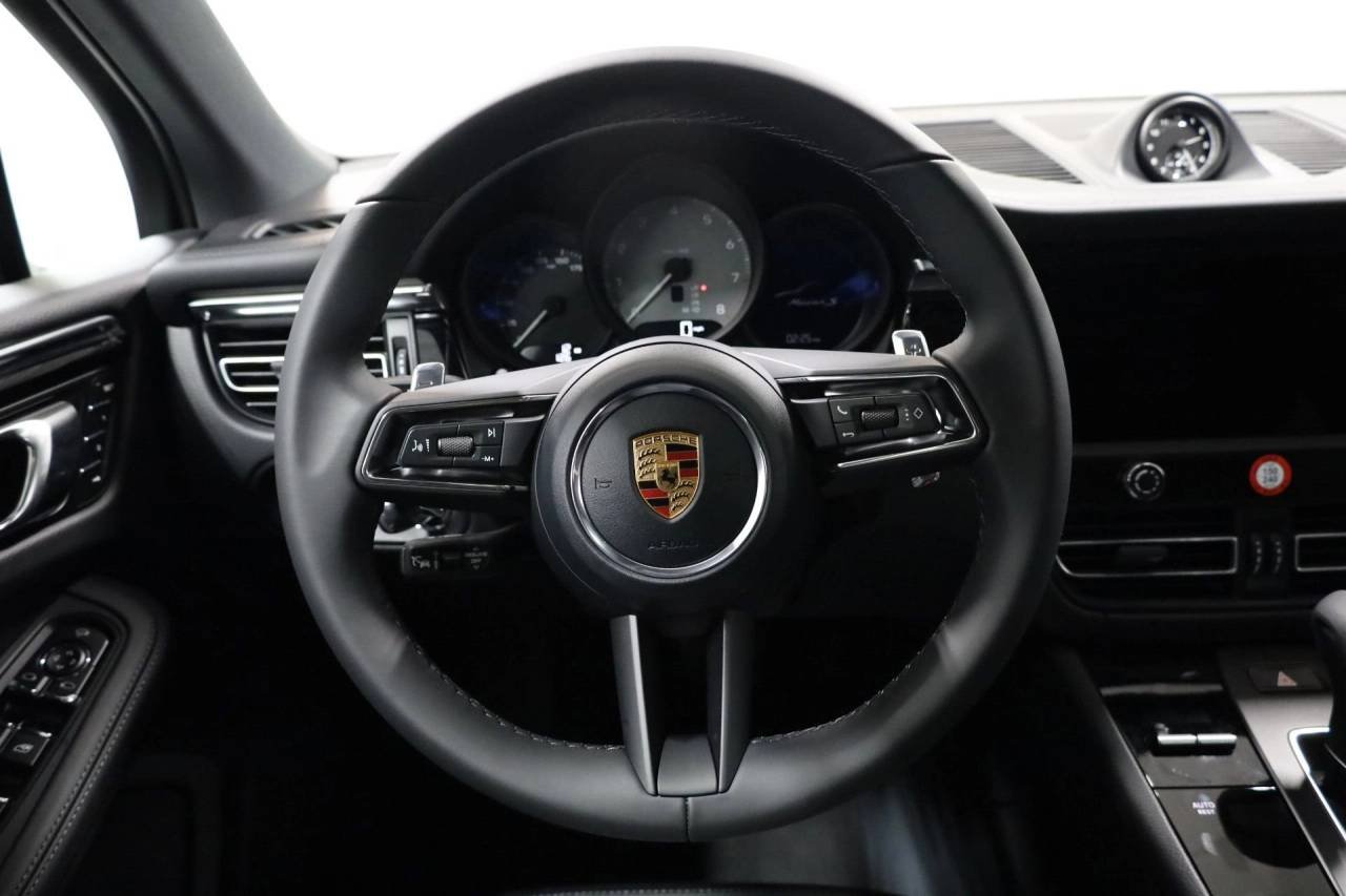 Used 2026 Dolomite Silver Metallic Porsche S image 25