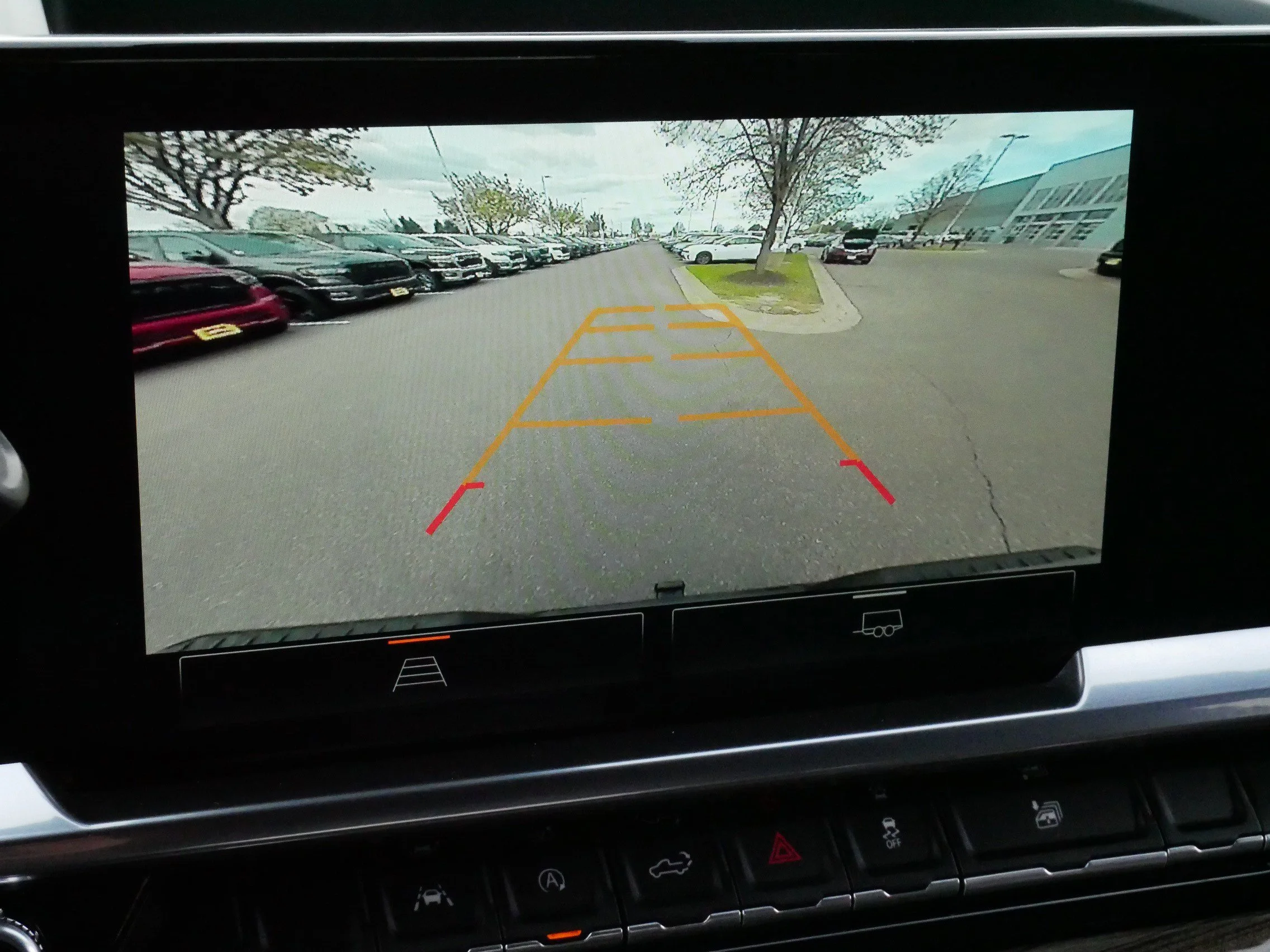 Used 2023 Onyx Black GMC Elevation image 30