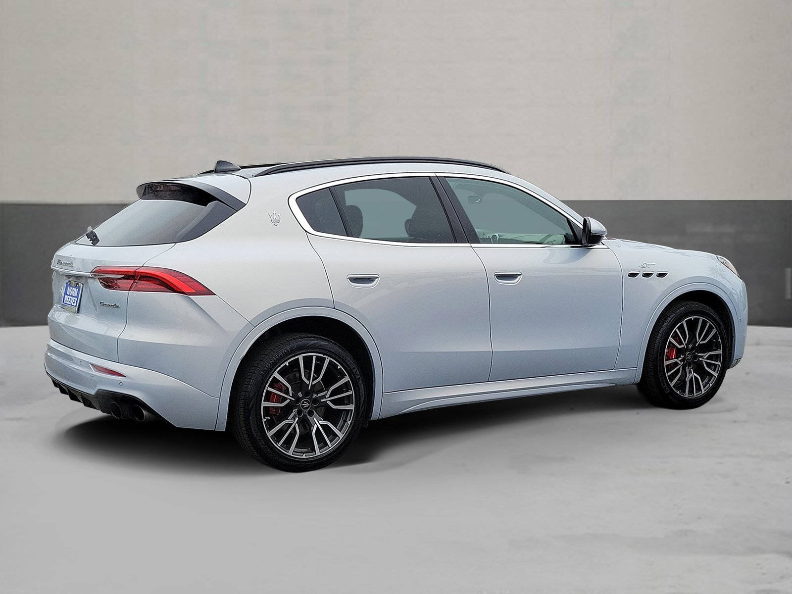 Used 2023 Bianco Astro Metallic Maserati GT image 2