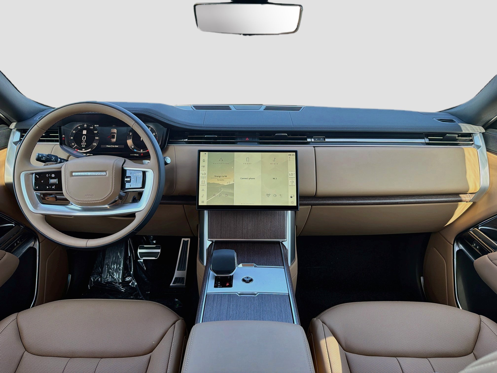 New 2026 Fuji White Land Rover SE image 17