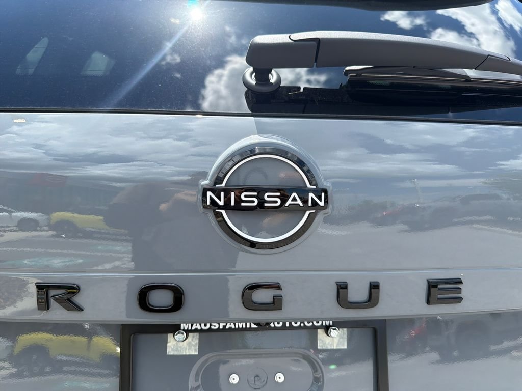 New 2026 Gray Nissan Dark Armor image 11