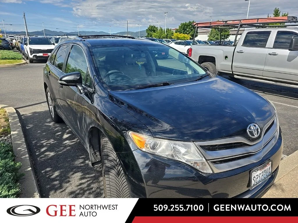 2013 Toyota Venza LE AWD L4's photo
