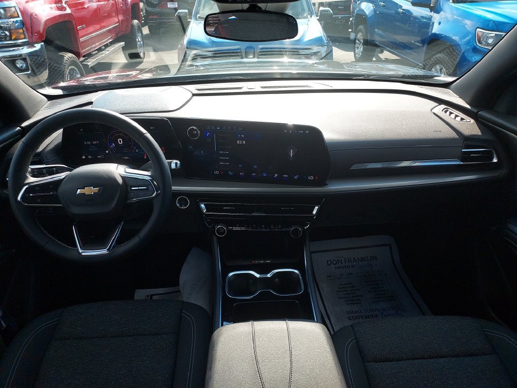 Used 2025 Black Chevrolet LT image 17