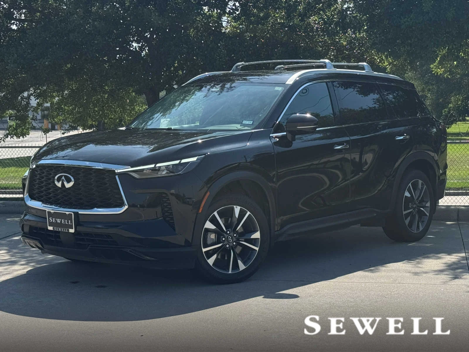 2023 INFINITI QX60 LUXE's photo