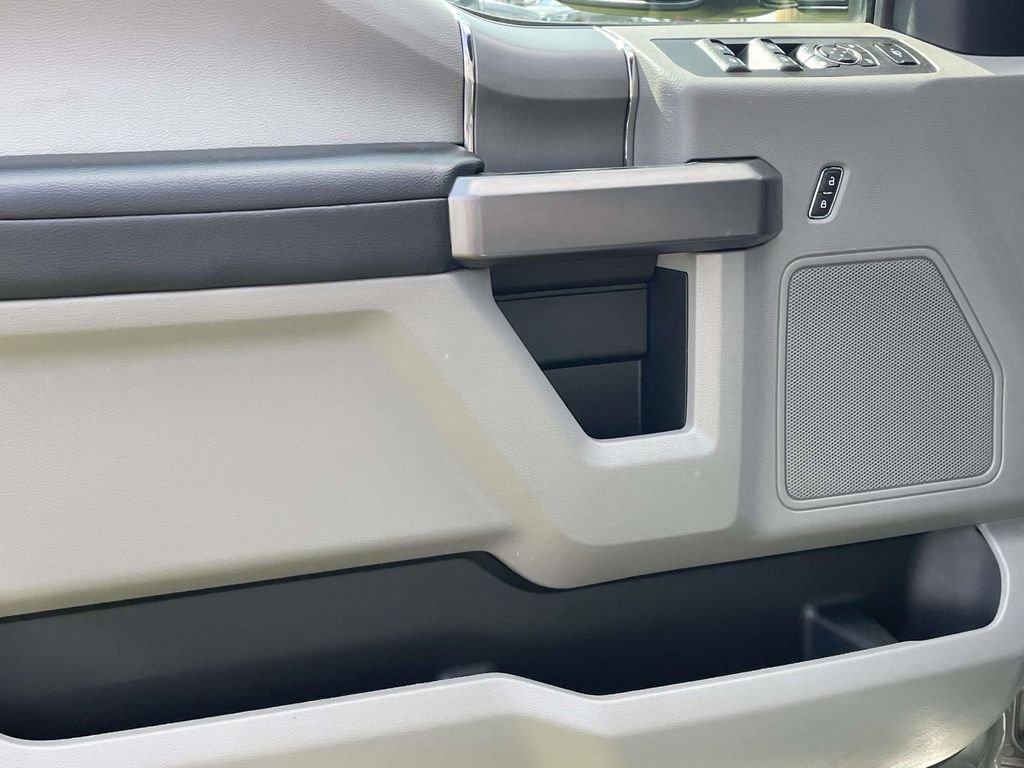 Used 2021 Silver Ford XLT image 14