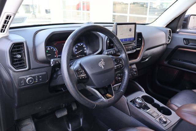 Used 2021 Green Ford Badlands image 9
