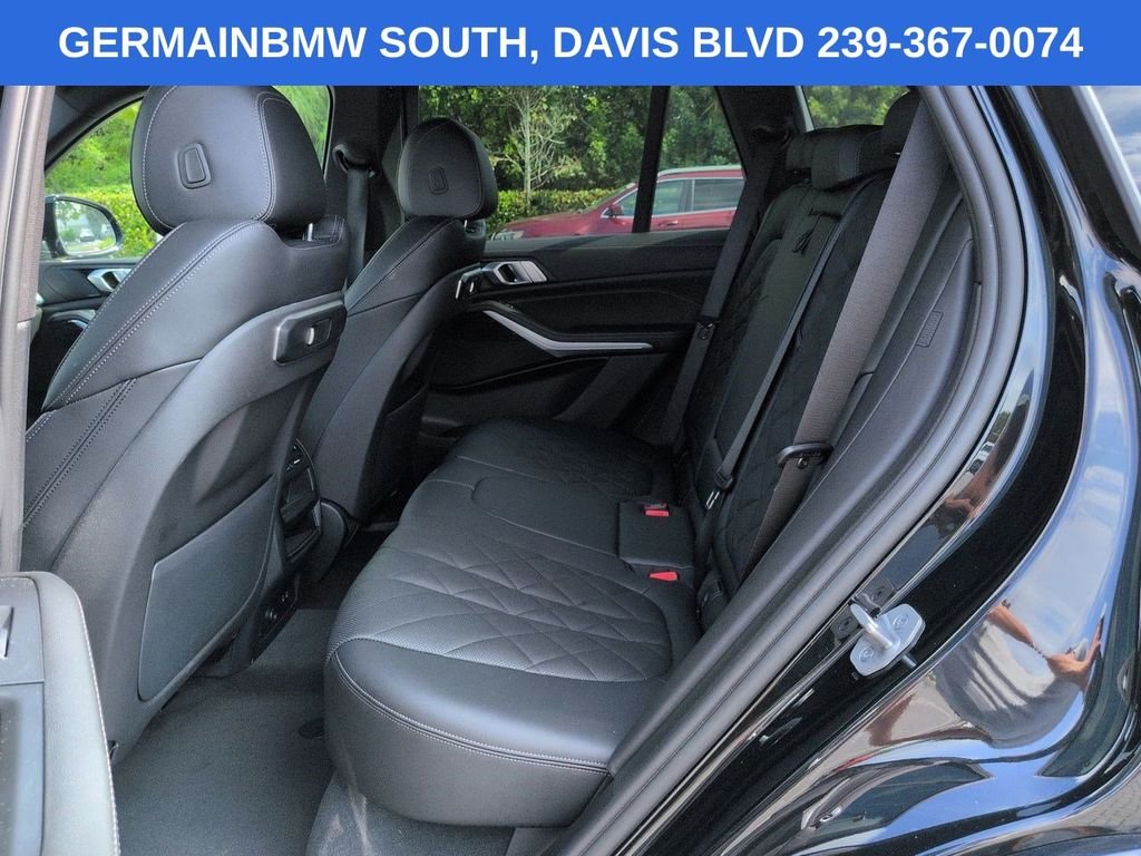 Certified Used 2024 Black Sapphire Metallic BMW xDrive40i image 15