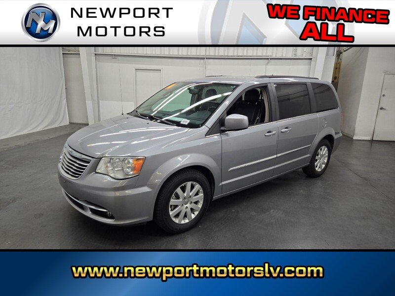 2014 Chrysler Town & Country Touring