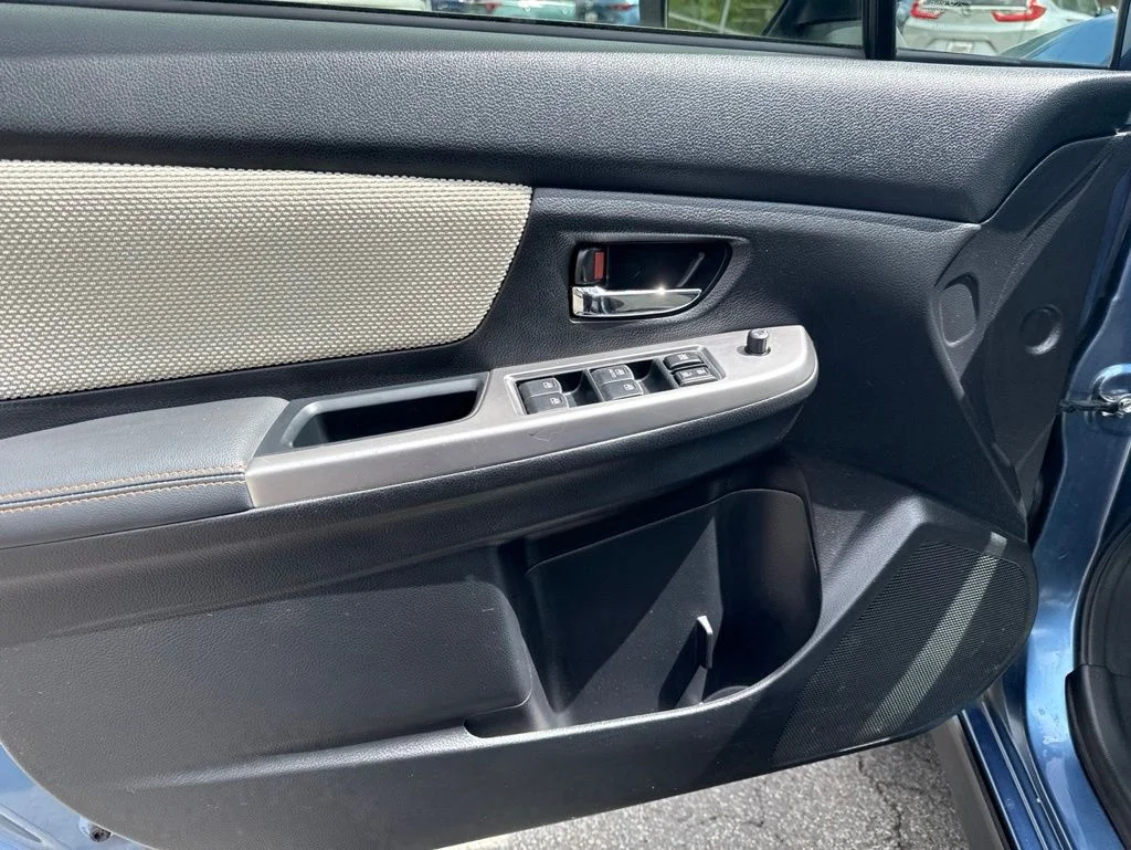 Used 2016 Blue Subaru 2.0i Premium image 19