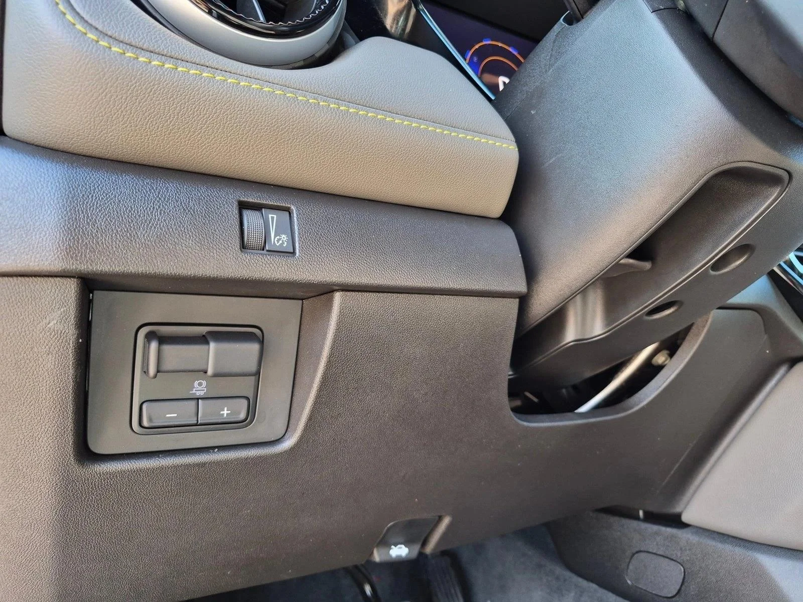 Certified Used 2023 Summit White Chevrolet 4WD ZR2 image 15