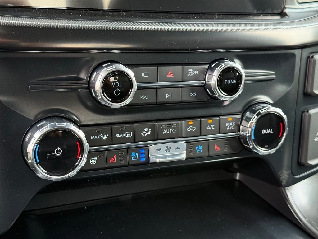 New 2026 Oxford White Ford Lariat® image 10