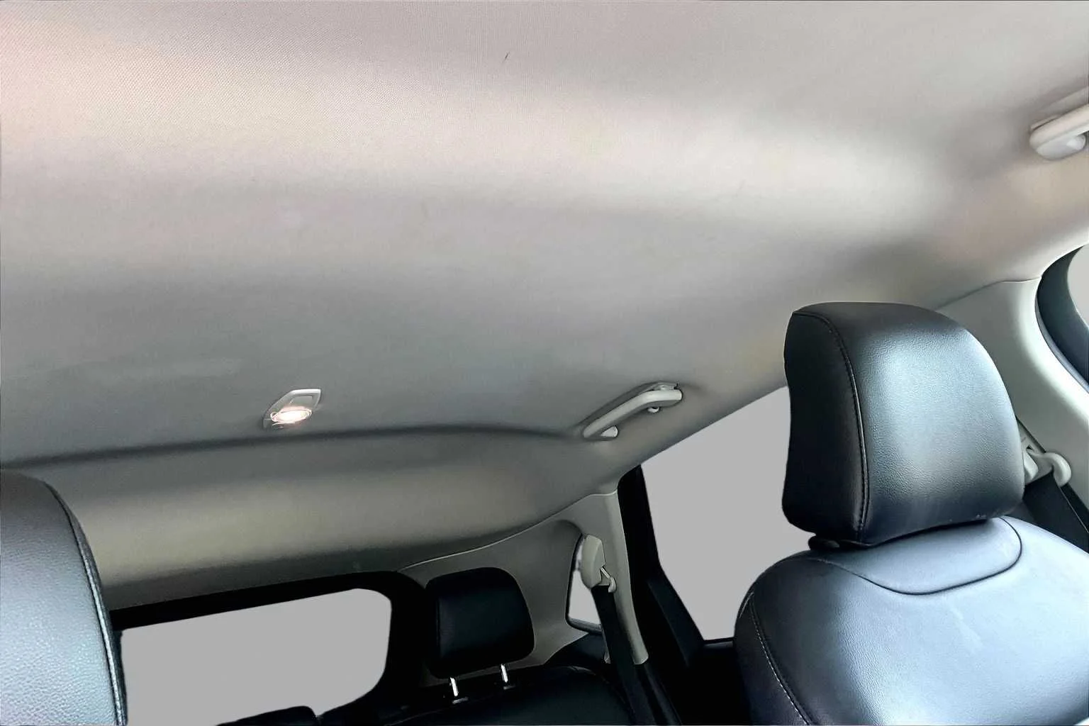 Certified Used 2024 Oxford White Clearcoat Ford SEL image 14