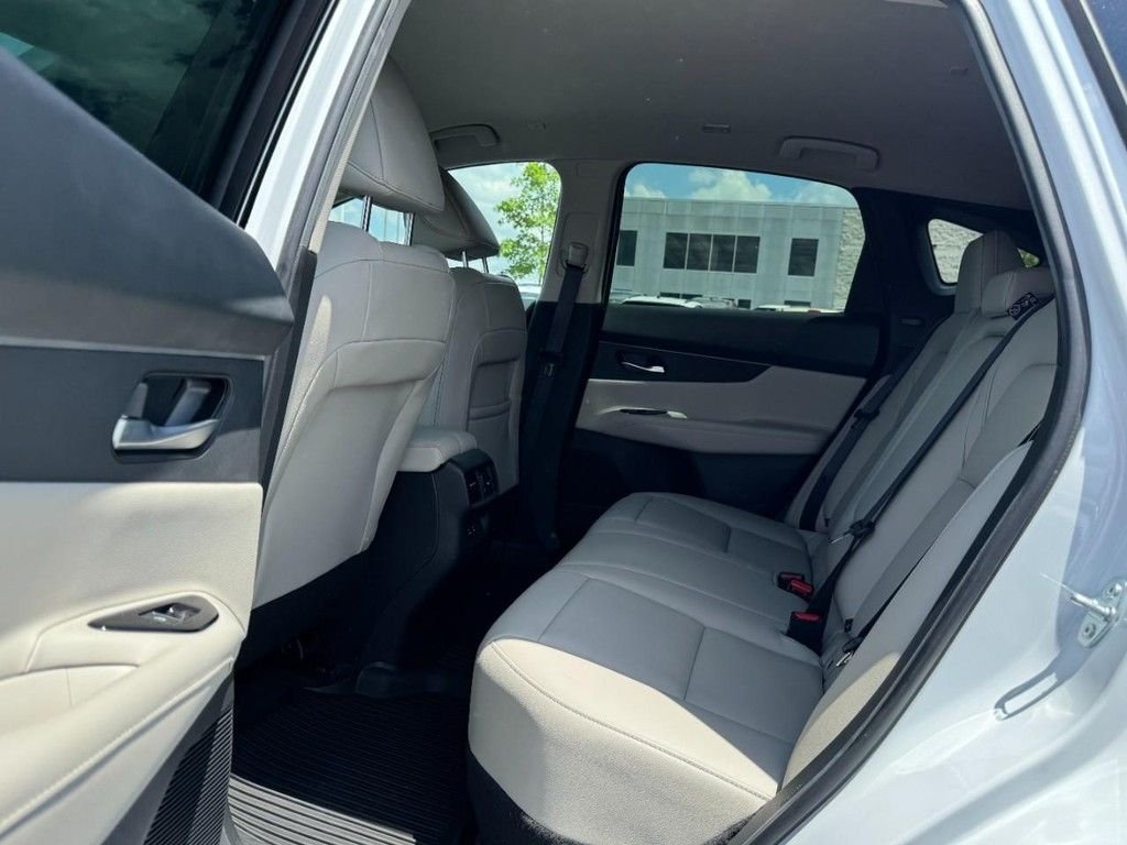Used 2025 White Nissan SV image 10