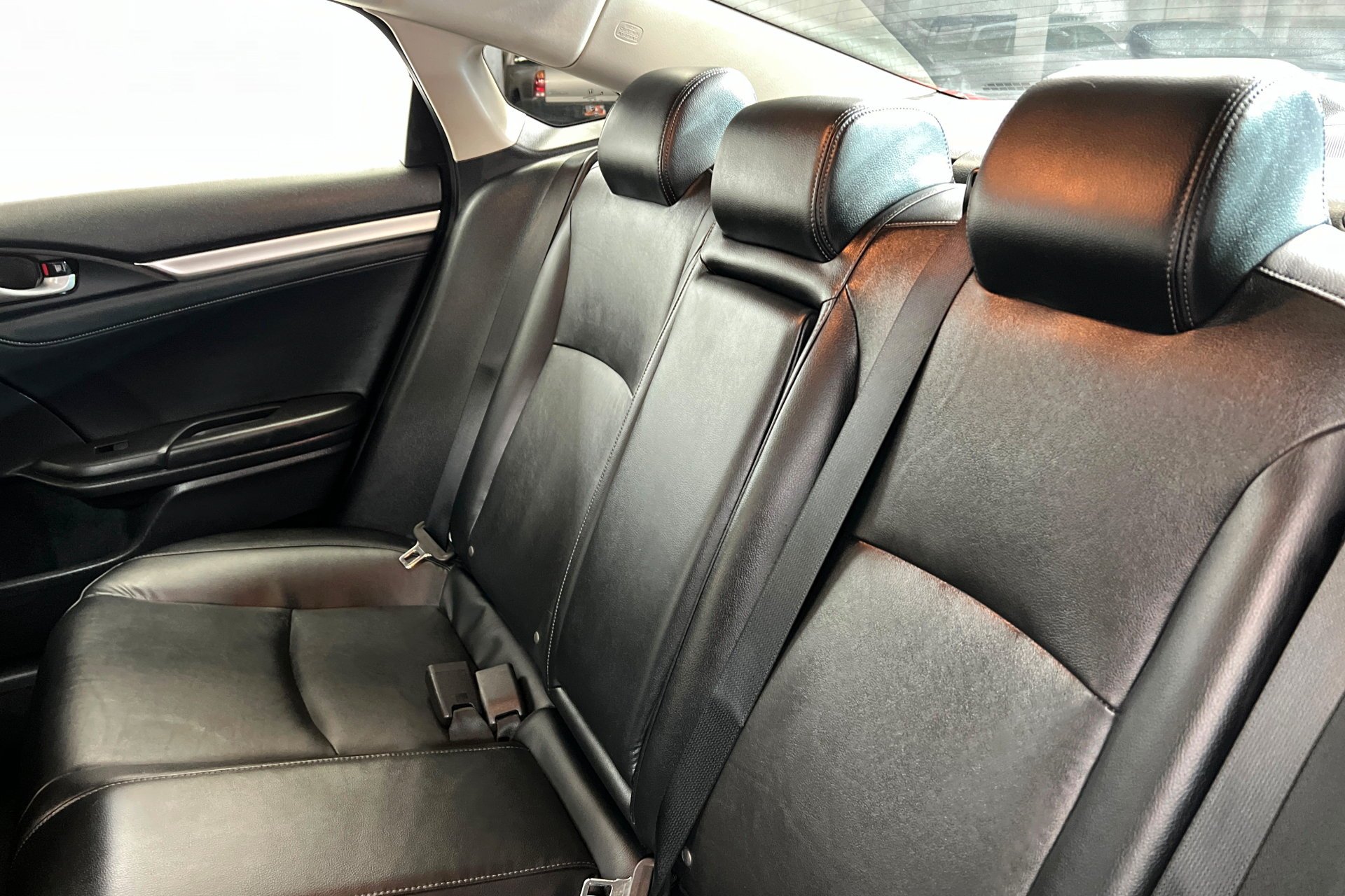 Used 2021 Red Honda EX-L image 21