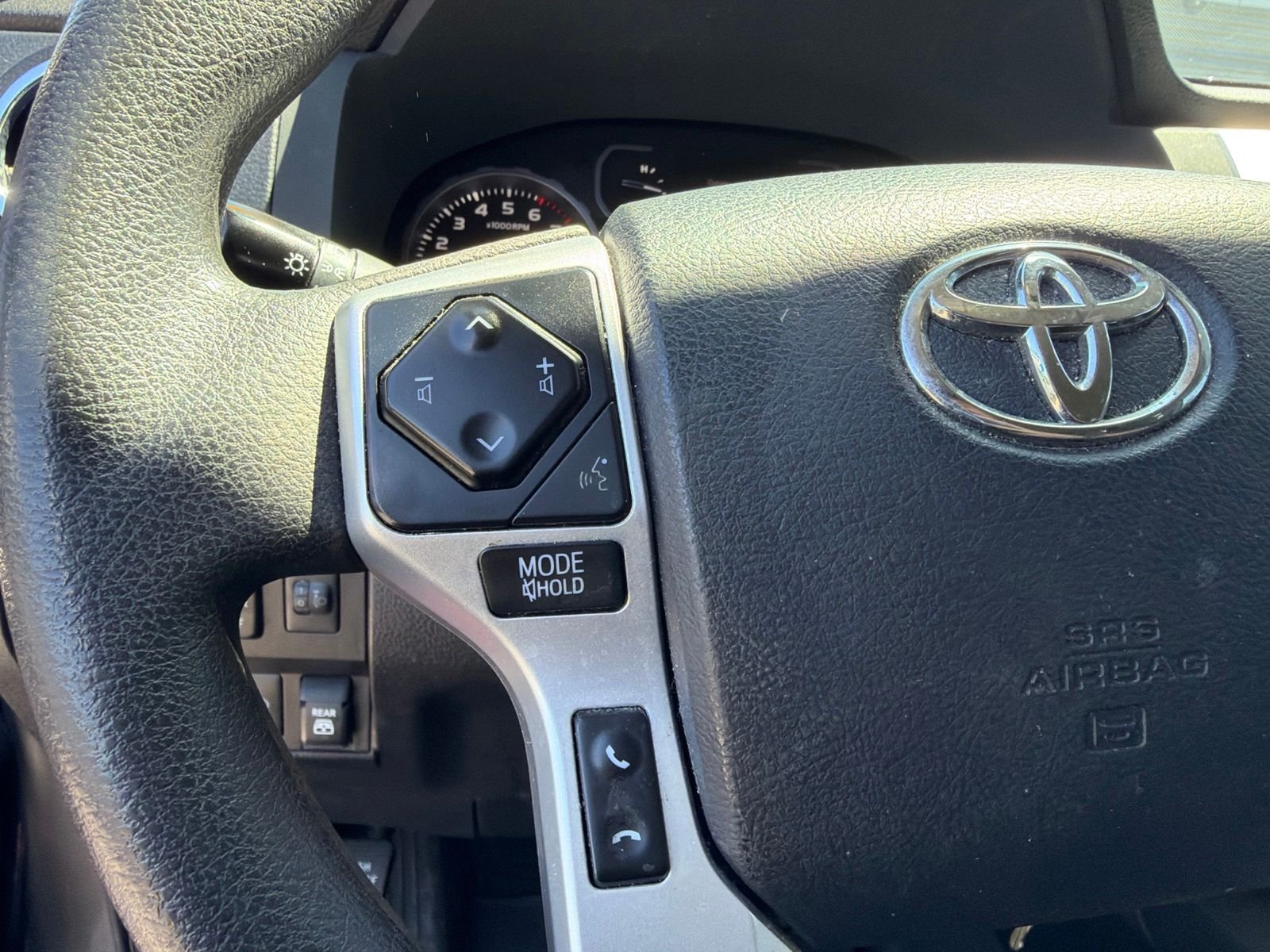 Used 2019 Gray Toyota SR5 image 16