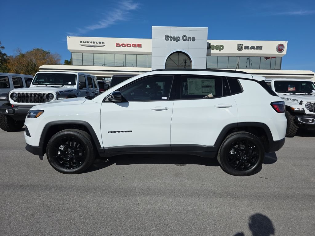 New 2026 Bright White Clear-Coat Exterior Paint Jeep Latitude image 8