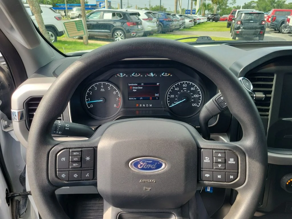 Used 2022 White Ford XL image 27