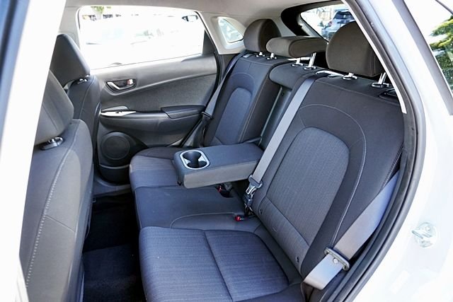 Used 2023 Silver Hyundai SEL image 15