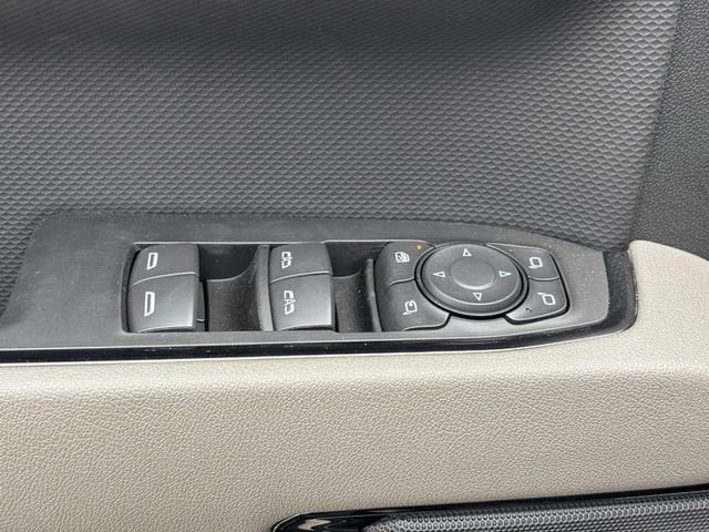 2026 Chevrolet Silverado 1500 ZR2 - Photo 11