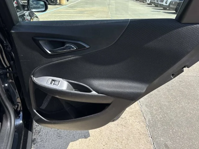 Used 2025 Black Chevrolet LT image 31