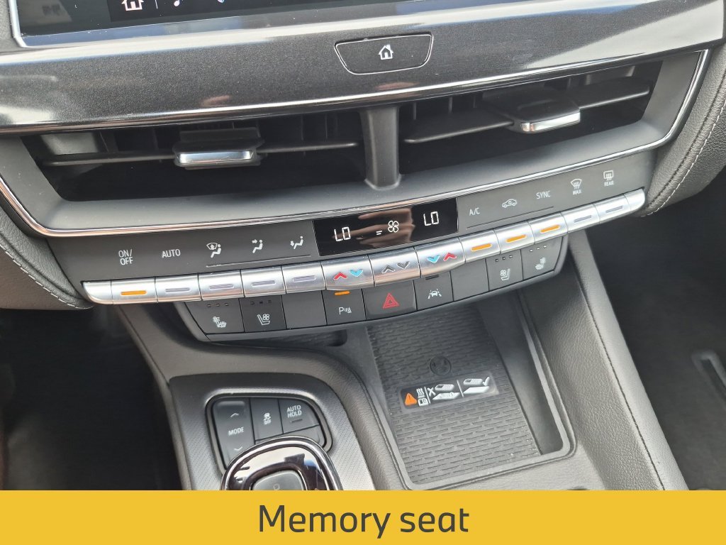 Used 2024 Argent Silver Metallic Cadillac Premium Luxury image 20