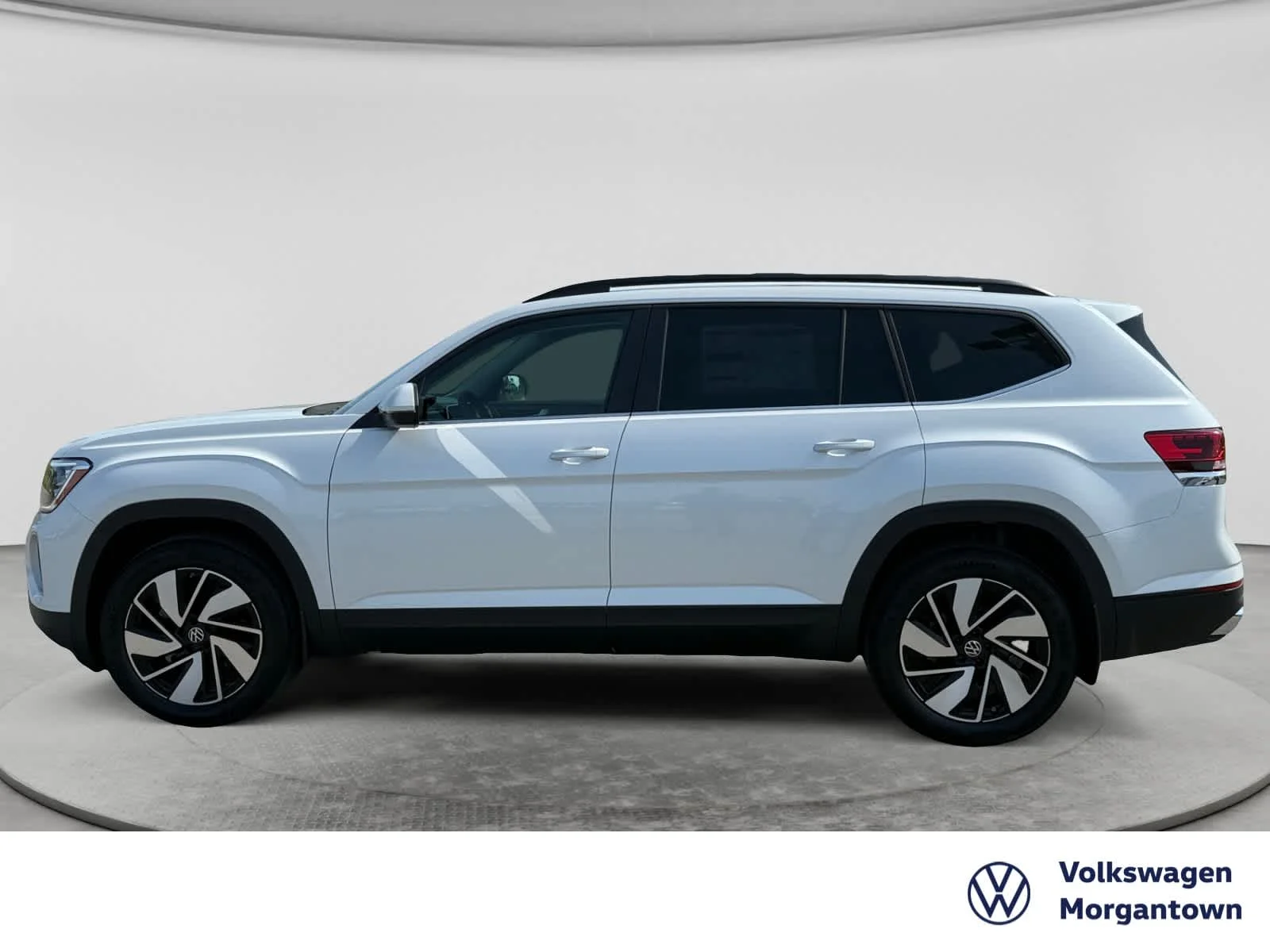 2026 Volkswagen Atlas SE w/Tech - Photo 8