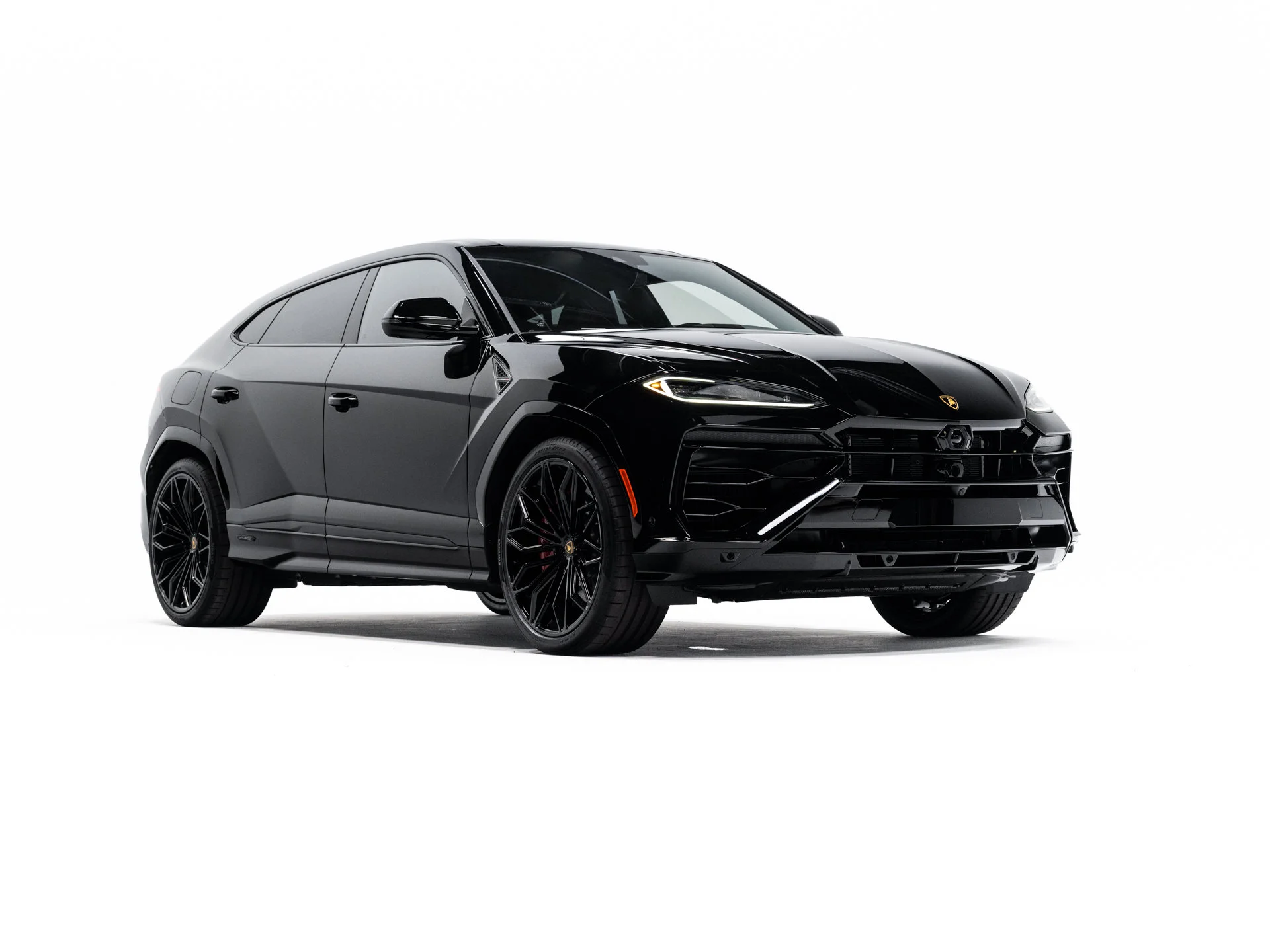 Used 2025 Nero Noctis Metallic Lamborghini SE image 7